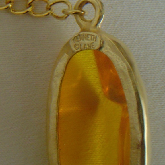 Kenneth Lane Matte Gold-Tone and Lucite Necklace - Picture 11 of 11